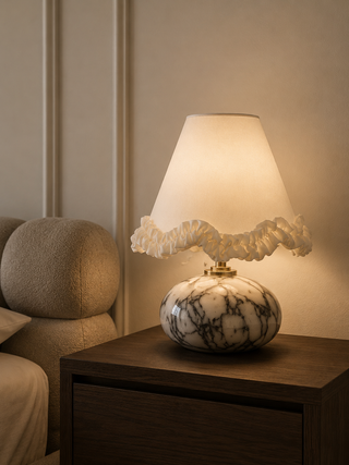 Noor | Nachttischlampe | Calacatta Viola | Marmor